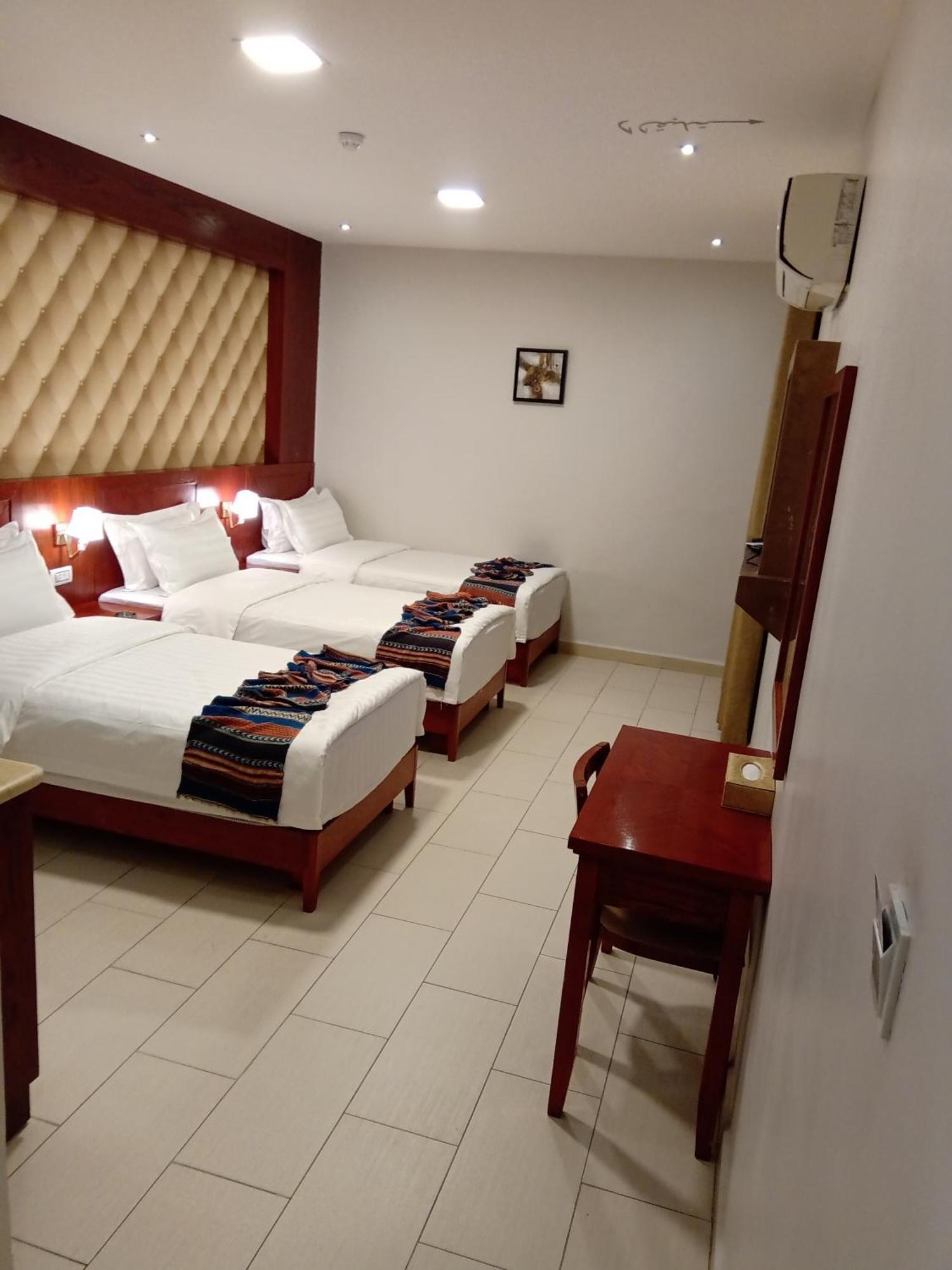 Seven7Days Hotel Aqaba Quarto foto