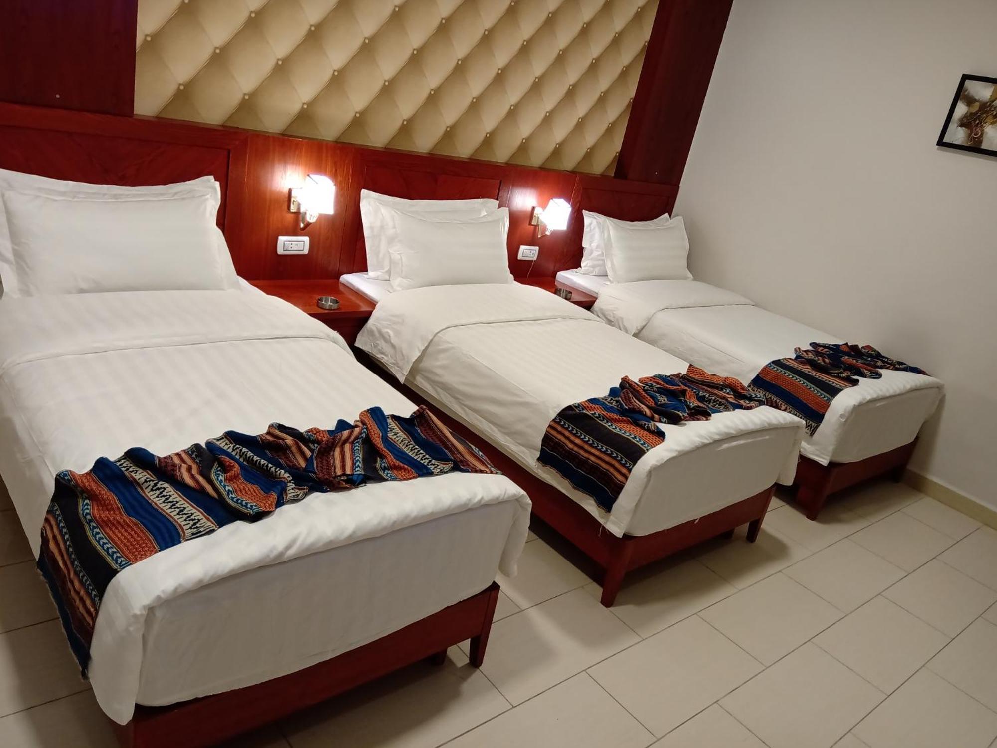 Seven7Days Hotel Aqaba Quarto foto